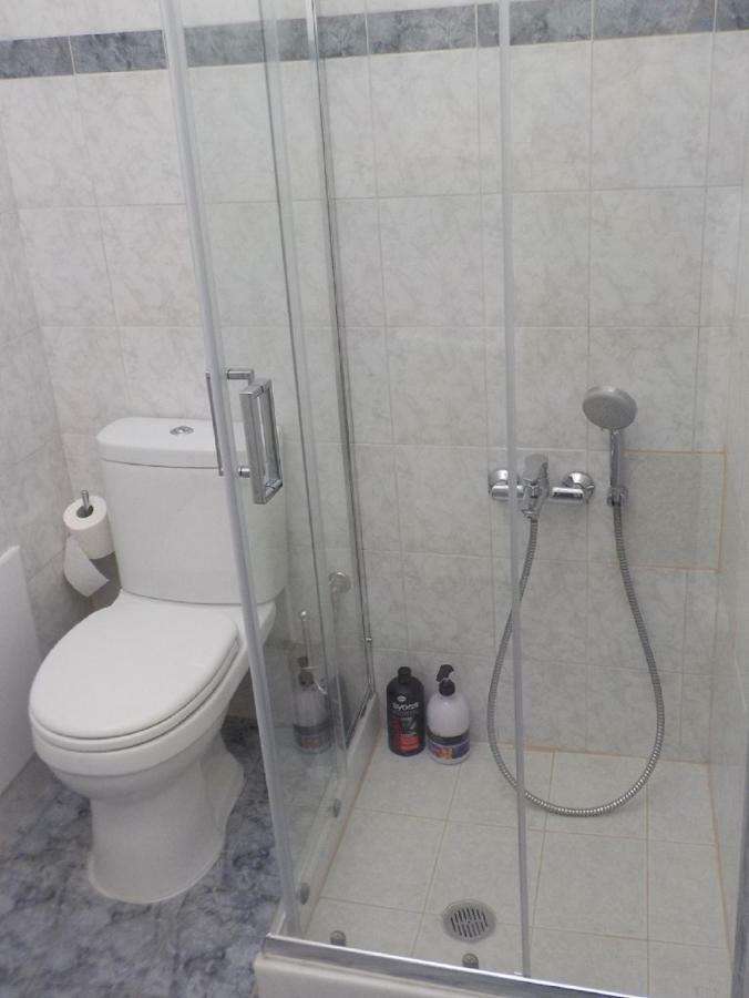 קאטו אכאיה *Oi.Ko House* City Apartments מראה חיצוני תמונה